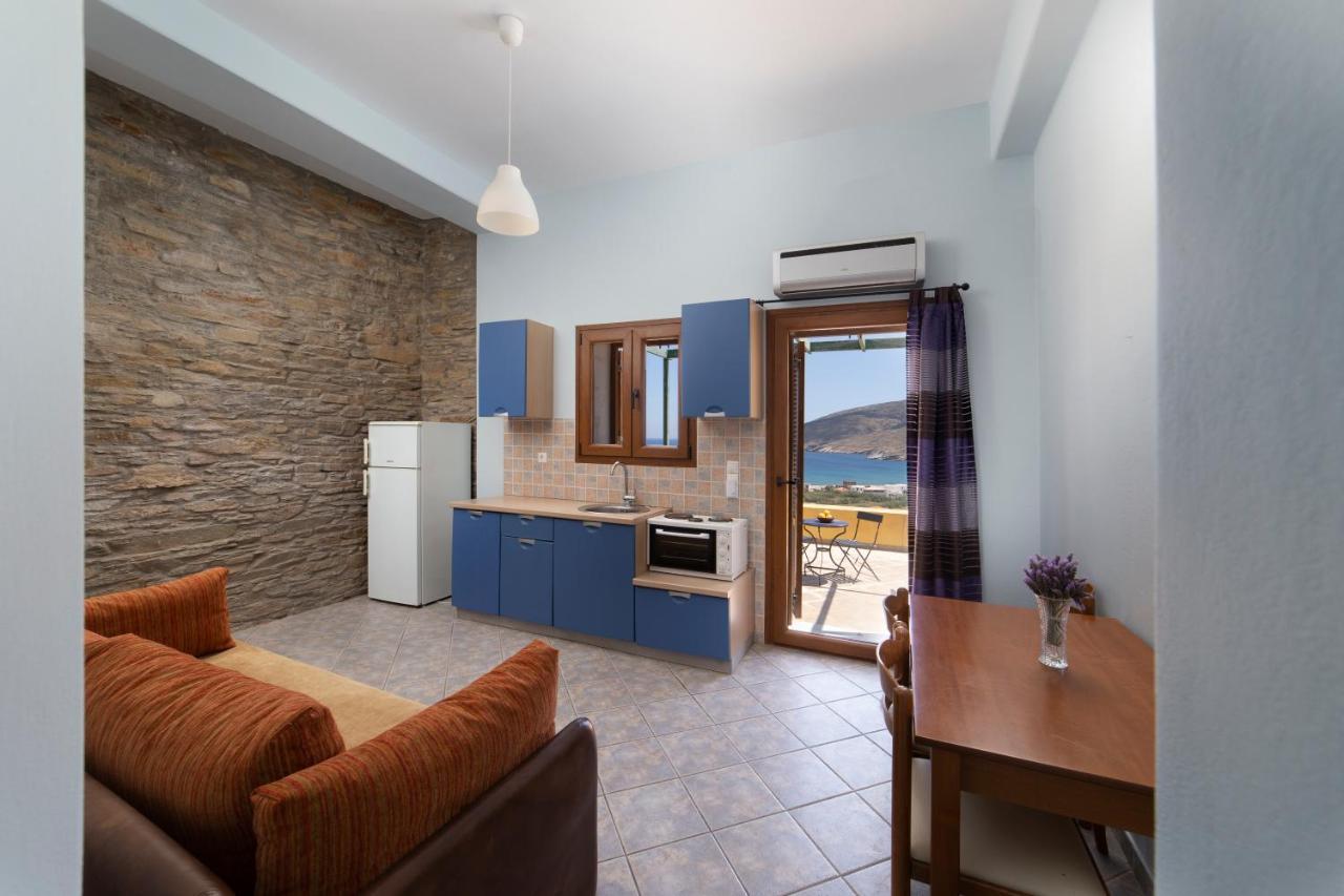 Spertos Apartments Ormos  Екстериор снимка
