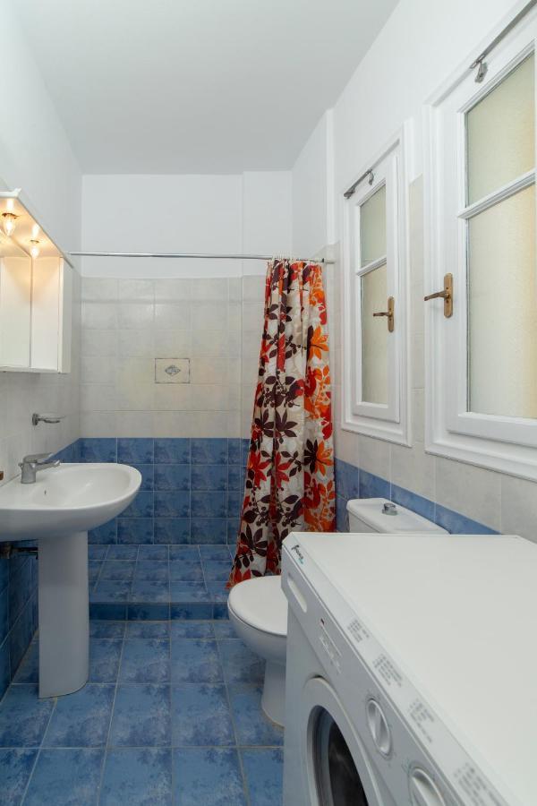 Spertos Apartments Ormos  Екстериор снимка