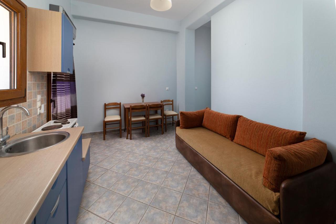 Spertos Apartments Ormos  Екстериор снимка