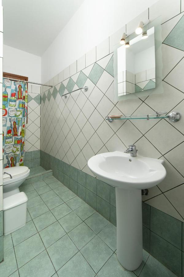 Spertos Apartments Ormos  Екстериор снимка